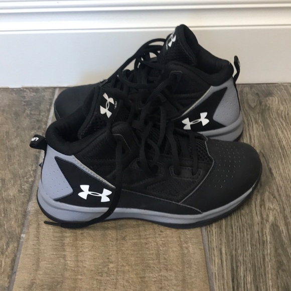 kids high top tennis shoes